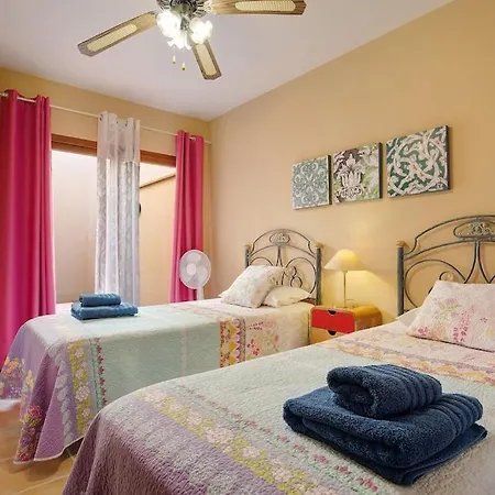 Carmen Caleta De Fuste